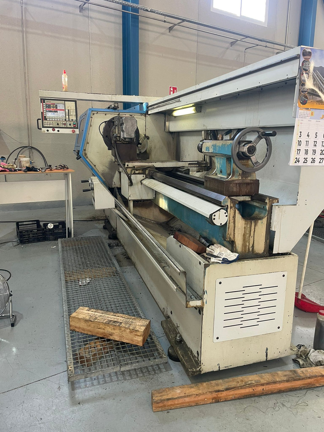 TORNO PINACHO CNC TAURUS 260 X 2000