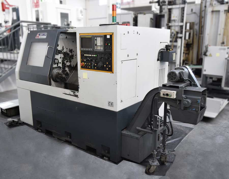 TORNO BANCADA INCLINADA YOUJI YH-25A